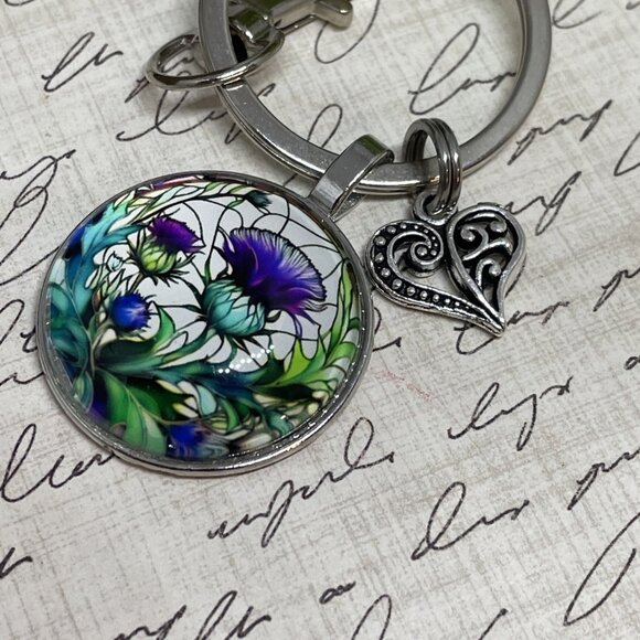 Scottish Thistle Keychain Key Claddagh Heart Gift Box Necklace Irish Christmas - Picture 8 of 13
